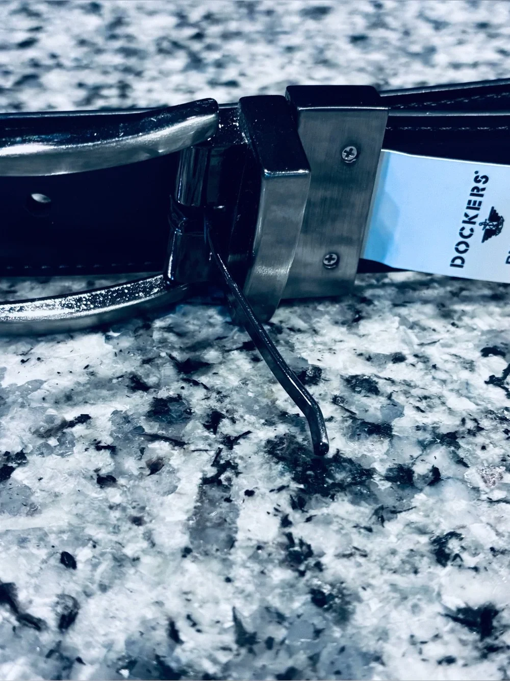 New Dockers Men's Black/brown reversible Leather Belt with Silver Buckle